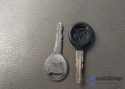 2002 Dodge Ram 1500 St из США, поврежденный, VIN 3D7HU18N82G189658